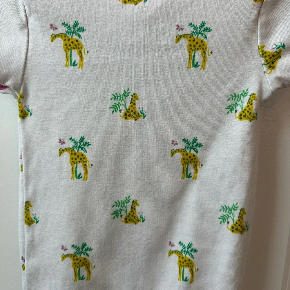 Baby Boden Giraffe Onesie (Size 18-24 Months)